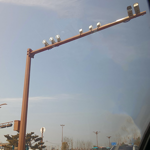 Poste de monitoreo de poste de cámara CCTV de acero galvanizado de Venta caliente <span class=keywords><strong>para</strong></span> exteriores - Product Image 2