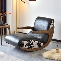 Fauteuil à bascule extensible en bois de style nordique moderne et luxueux avec revêtement en cuir rembourré pour