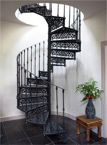 CBMMart <span class=keywords><strong>Escalier</strong></span> intérieur en colimaçon moderne préfabriqué en <span class=keywords><strong>bois</strong></span> massif et fer avec marches en <span class=keywords><strong>bois</strong></span> <span class=keywords><strong>Escalier</strong></span> extérieur en colimaçon en métal - Product Image 4