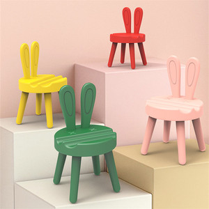 Creativo colorido Simple silla estilo escritorio teléfono móvil soporte de pie soporte de teléfono móvil para iphone <span class=keywords><strong>samsung</strong></span> portátil - Product Image 3