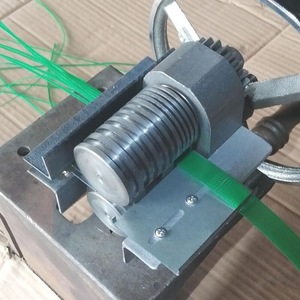 Machine à découper les bobines, coupeur de ruban en acier et plastique, 220 V, boîte de vitesses, facile à utiliser, outil de séparation de courroies d'emballage - Product Image 3