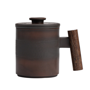 Mug filtrant en céramique fait main en poterie violette avec couvercle, style chinois, design rétro de luxe léger, <span class=keywords><strong>origine</strong></span> Jianshui, usage domestique - Product Image 5