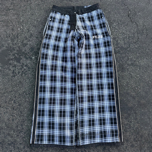 Jean en denim brut japonais à bords frangés, coupe bootcut oversize, taille haute, jambe large, motif écossais, design personnalisé - Product Image 4
