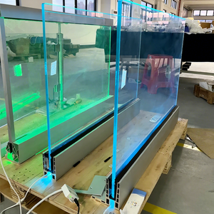 Balustrade en verre LED extérieure avec profilé en aluminium en U, garde-corps en verre pour villa, hôtel, terrasse, balcon, balustrade <span class=keywords><strong>de</strong></span> <span class=keywords><strong>bord</strong></span> <span class=keywords><strong>de</strong></span> <span class=keywords><strong>mer</strong></span> pour projets - Product Image 1