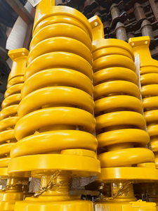 Baumaschinen Bagger Fahrwerks teile Spanner PC220-7 Rückstoß Spring Track Adjuster Raupen kran - Product Image 3