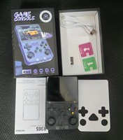 Konsol Game Retro Klasik R36S 64GB Original Pabrik, Layar Warna HD 3.5 Inci, Dual Chip, Mini Handheld Video Game Player