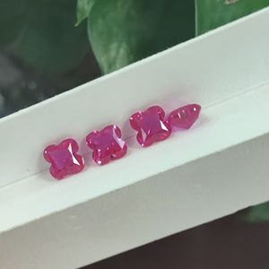 Rubis roses de laboratoire cultivés, rubis Czochralski, pierre en forme de fleur à quatre feuilles - Product Image 2