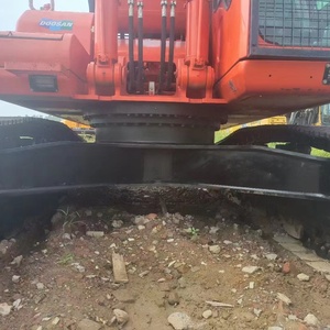 Prix avantageux : Excavatrice sur chenilles Doosan DH420 d'occasion, modèle 2020-2024, 42 tonnes, godet de 2,18 m, pompe de <span class=keywords><strong>210</strong></span> kW, en stock - Product Image 3