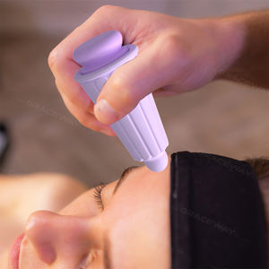 Mini masseur de visage en <span class=keywords><strong>silicone</strong></span> avec ventouses pour le <span class=keywords><strong>massage</strong></span> et la circulation, logo personnalisé, vente en gros - Product Image 5