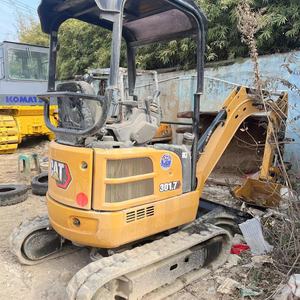 Mini-excavatrice sur chenilles d'occasion Cat301.7 de 1,7 tonne, modèle 2022, en excellent état (moteur, boîte de vitesses, pompe), vente chaude à prix réduit - Product Image 5