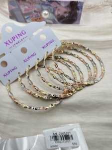 Joyería <span class=keywords><strong>XUPING</strong></span> al por Mayor, Aros Grandes de Cobre con Baño de Oro de 18K, Estilo Minimalista, Moderno y a la Moda para Mujer - Product Image 6