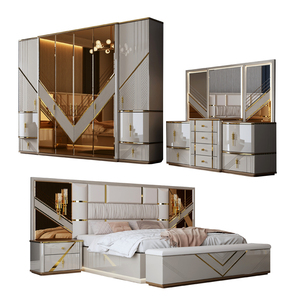 Set Completo di Camere da Letto di Lusso Turche Runwood, Arredamento Moderno con Letto Matrimoniale e Struttura in Legno - Product Image 1