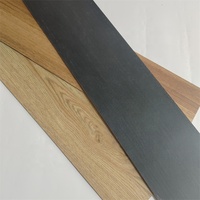 Fabrik-Großhandel Wasserdichter PVC-LVT-Vinylplankenboden Trockenklebender LVT-Vinyl-Kunststoffboden für Innenräume