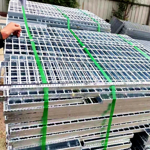 Grilles de drainage en acier galvanisé pour caniveaux en béton, couvertures de tranchées en acier, grilles de drainage métalliques, tapis de sol en <span class=keywords><strong>grille</strong></span> d'acier, écran noir - Product Image 4