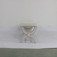 Dernier modèle Design Style français Velours moderne Jambes incurvées Garniture de tête de clou Ottoman Banc Jambes croisées