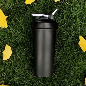 스테인리스 믹싱볼이 있는 단백질 쉐이커 병, 새지 않는 플라스틱 헬스 병, 600ml BPA 프리, 맞춤형 로고 대량 주문 가능 - Product Image 1