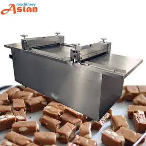 Small Soft Cake Cutting Dividing Machine Peanut Nougat Cutter Machine Handmade Gel Gummy Candy Cutter