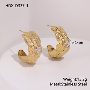 Pendientes de aro de hoja texturizada Chapado en oro y plata con Zirconia cúbica Joyería llamativa para mujer Elegante estilo vanguardista - Product Image 6