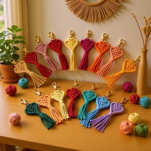 En gros <span class=keywords><strong>Porte</strong></span>-clés <span class=keywords><strong>Cœur</strong></span> en <span class=keywords><strong>Macramé</strong></span> en Coton, Fait Main, Tressé, Style Bohème, Pendentif de Sac - Product Image 1