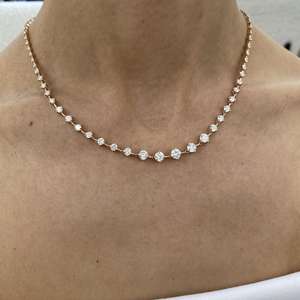 Collar de tenis de plata 925 con moissanita de corte redondo engastada en bisel, chapado en oro, elegante, para compromiso, boda, fiesta, regalo, estilo joyería - Product Image 1