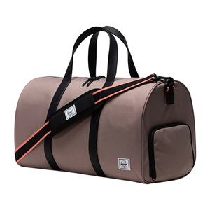Bolsos unisex Herschel Novel Duffle Color: Taupe |   100% Auténtico - Product Image 1