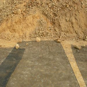 GEOMALLA BIAXIAL100/100kN/<span class=keywords><strong>m</strong></span> GEOMALLA PET 100kN/<span class=keywords><strong>m</strong></span> - Product Image 4