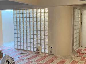 <span class=keywords><strong>Ladrillos</strong></span>/Bloques de Vidrio <span class=keywords><strong>Pintados</strong></span> de Blanco JingHua de Alta Calidad, Transparentes y Huecos para Baño y Uso en Hoteles, Diseño Moderno, Alto Brillo - Product Image 5