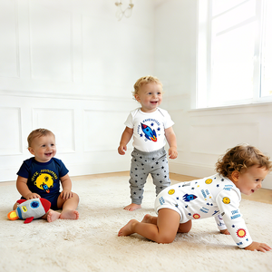 Conjunto <span class=keywords><strong>de</strong></span> Regalo <span class=keywords><strong>Personalizado</strong></span> para Bebé con Diseño <span class=keywords><strong>de</strong></span> Planeta Espacial, Mameluco para Recién Nacido con Muñeco Cohete - Product Image 4