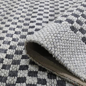 Tapis de tapis à fleurs épais doux de haute qualité Base antidérapante Look élégant Lavage facile Conception durable pour chambre à coucher Salon Camping - Product Image 4