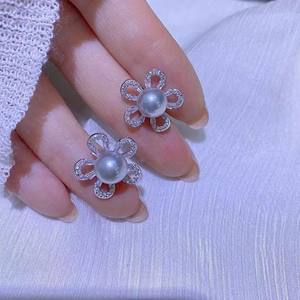 22602 Accessoires de perles DIY, clous d'oreille en argent S925 avec petites boucles d'oreilles fleuries et perles rondes de 5-7 mm - Product Image 2