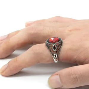 925 Sterling Silver Red Zircone Pietra Uomo <span class=keywords><strong>Anello</strong></span> di <span class=keywords><strong>Granato</strong></span>, Cubic CZ <span class=keywords><strong>Anello</strong></span> Della Pietra Preziosa per Gli Uomini Donna Aggancio di Cerimonia Nuziale Dei Monili - Product Image 2