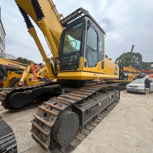Excavatrice d'occasion Komatsu PC450-8, PC450, 45 tonnes, grande machinerie de terrassement, excavatrice hydraulique sur chenilles lourde, en stock à vendre - Product Image 3