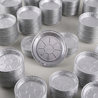 Gobelets ronds jetables empilables en aluminium avec couvercle en plastique, résistants au four et de qualité alimentaire pour un stockage efficace des aliments lors du barbecue