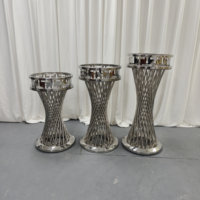 Table de bar haute en acier inoxydable miroir torsadé en forme de sablier pour réceptions de mariage et banquets