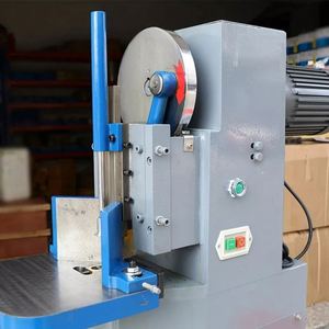 Máquina de Corte de Guillotina Computarizada Industrial para Papel, con Esquinas Redondeadas, Capacidad de 180 Cortes/Hora, Garantía de 4 Años - Product Image 4