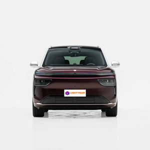 Nouveau SUV de luxe technologique X9 ERRV avec deux écrans de 17,2 pouces, un écran AR-HUD de 130 pouces et une carrosserie en acier de 2400 MPa en promotion - Product Image 2