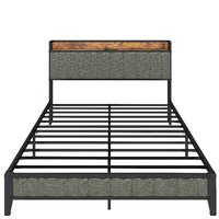 Cadre de lit double moderne avec station de charge, plateforme en métal, tête de lit rembourrée en tissu et espace de rangement pour chambre et appartement
