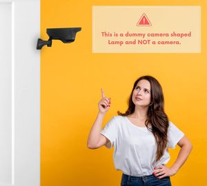 Lámpara de sensor de movimiento PIR DE SEGURIDAD Solar LED para jardín de casa al aire libre con luz en forma de cámara simulada de Control remoto - Product Image 3