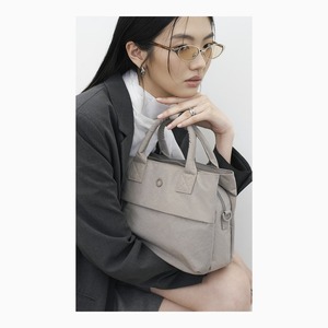 Borsa a Mano KEIRYO Ailé in Nylon Leggero Riciclato 26x21cm per Donna Disponibile in Taiwan - Product Image 2