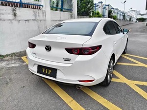 Mazda3 Axela 2021 2.0L อัตโนมัติรุ่นพรีเมี่ยม2WD รถยนต์ขนาดกะทัดรัด4ประตูซีดาน5ที่นั่งซันรูฟไฟฟ้าสำหรับการส่งออก - Product Image 2