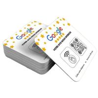Autocollants de plaque NFC RFID carrés en acrylique PVC époxy 13,56 MHz étanches pour avis Google et commentaires Google Business