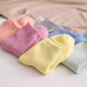 Women's Thermal Socks Candy Color Fleece Lined Thickened Mid Calf Warm Winter Floor Socks Solid Polyester Fiber - Product Image 3