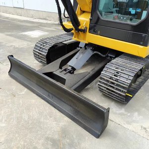 Mini-excavatrice sur chenilles hydraulique Caterpillar 5,6 tonnes 305.5 CR d'occasion, modèle 2022, capacité de la benne de 0,22 m, pour mini-pelle, à vendre - Product Image 2