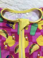 Boîte mystère limitée : Combinaison zippée personnalisée en bambou doux, vêtements de nuit décontractés de bonne qualité pour bébés et tout-petits