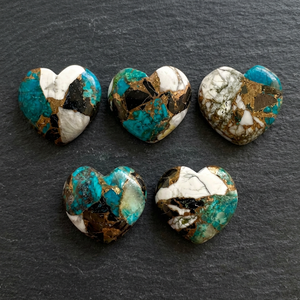 Cabochon en forme de cœur en turquoise cuivrée de buffle rare, pierre précieuse non montée pour la création de bijoux - Product Image 2