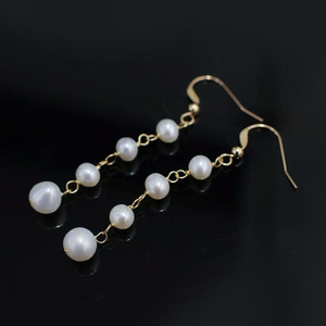 Pendientes Largos con Borlas y Perlas de Oro de 14K, Pendientes Colgantes con Cadena de Perlas Graduadas de Agua Dulce Natural - Product Image 1