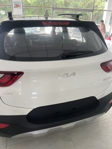 Kia Stonic 1.4L Usado, Versión con Techo Solar, <span class=keywords><strong>Casi</strong></span> Nuevo, Pintura Original, 3700km, Bajo Kilometraje, Blanco, Auto de <span class=keywords><strong>Segunda</strong></span> <span class=keywords><strong>Mano</strong></span> para Exportación - Product Image 5