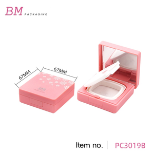 Preciosa caja compacta cuadrada rosa con estampado de copo de nieve para polvos cosméticos con espejo incorporado PC3019B - Product Image 2