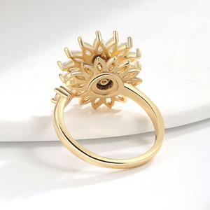 Bague anti-stress rotative en forme de fleur, sans ternissement, sertie de zircone cubique taille marquise, en cuivre plaqué or, bijoux pour femme - Product Image 5
