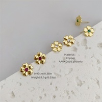 À la mode multi-style cuivre plaqué or 18 carats diamant intégré Zircon fleur série boucles d'oreilles pour les femmes tenue quotidienne cadeau